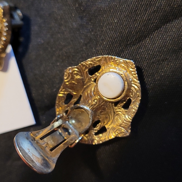 Vintage Costume Clip Ons - Picture 2 of 3